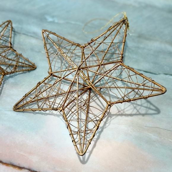 5/$20 EUC Gold wire wrapped star decor, great for holidays, 6.5" and 4.5" - Picture 2 of 6